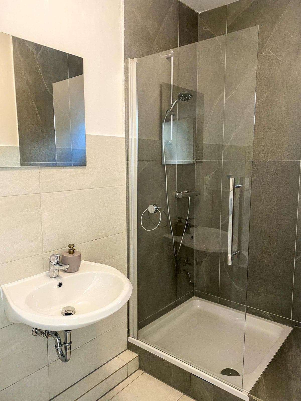 1-Zimmer Apartment – Bild 2